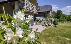 Pieprzowe Wzgórze - domki sauna góry rzeka